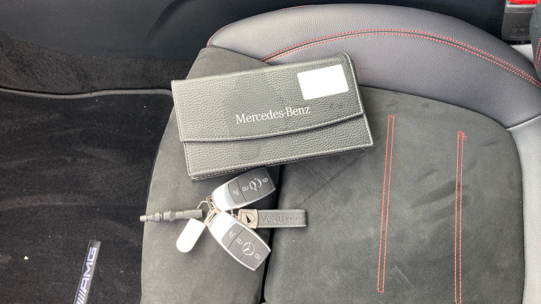 Mercedes-Benz GLB 200 AMG Line Premium 5dr 7G-Tronic Petrol Estate